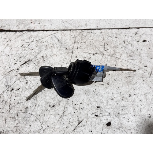 Toyota Camry Ignition Barrel with Key MCV20 08/1997-08/2002