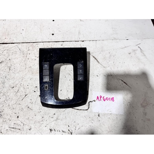 Mazda BT-50 Shifter Surround TF 07/2020-01/2023
