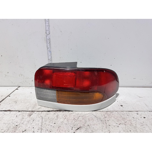 Subaru Impreza Right Tail Light 08/1996-09/2000