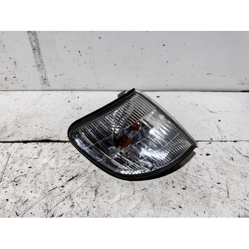 Subaru Forester Right Corner Light 01/2000-06/2002