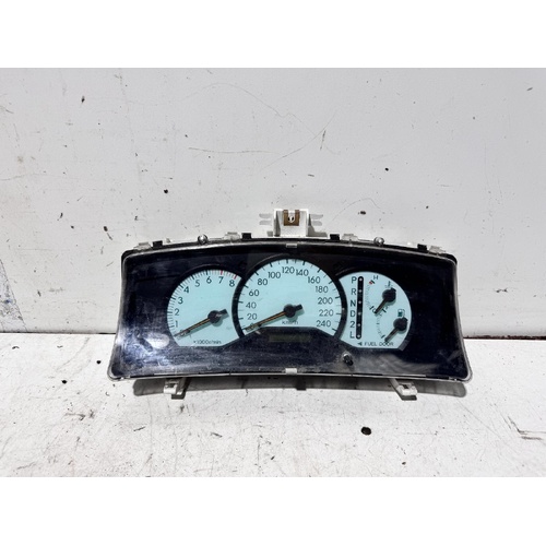 Toyota Corolla Instrument Cluster ZZE122 12/2001-06/2007