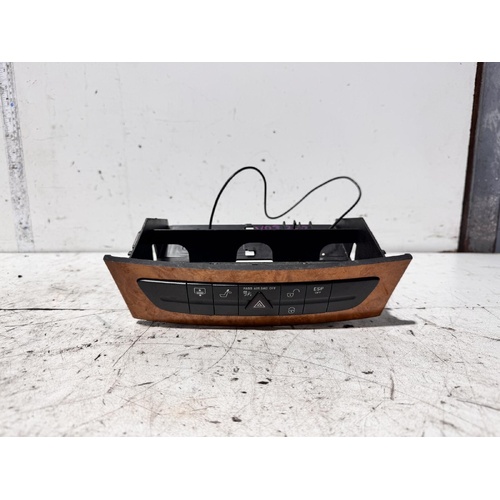Mercedes CLS Class Dash Switch Control Panel C219 04/2005-05/2011