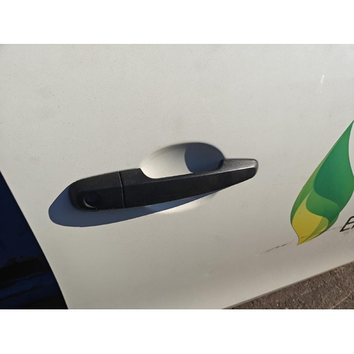 Mitsubioshi Triton Right Front Door Handle MR 03/2015-10/2023