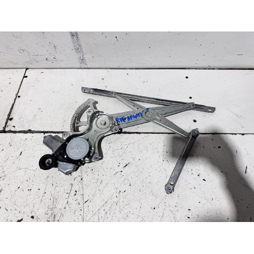 Toyota Camry Right Front Door Window Regulator ASV50 11/2011-10/2017