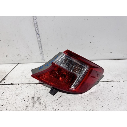 Toyota Camry Right Tail Light ASV50 11/2011-03/2015