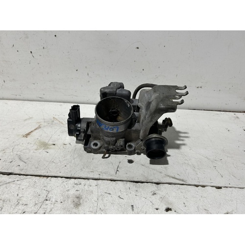 Toyota Hiace Throttle Body RZH113 11/1989-12/2004