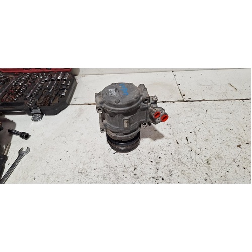 Toyota Hiace A/C Compressor RZH113 2RZ 10/1995-12/2004