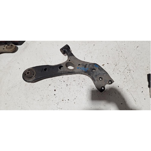 Toyota RAV4 Right Front Lower Control Arm XA40 12/2012-12/2018