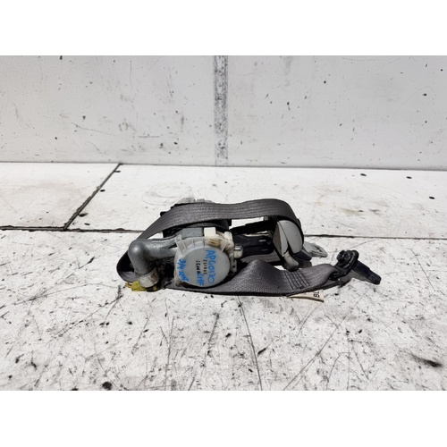 Toyota Hilux Left Front Seat Belt TGN16 07/2011-08/2015
