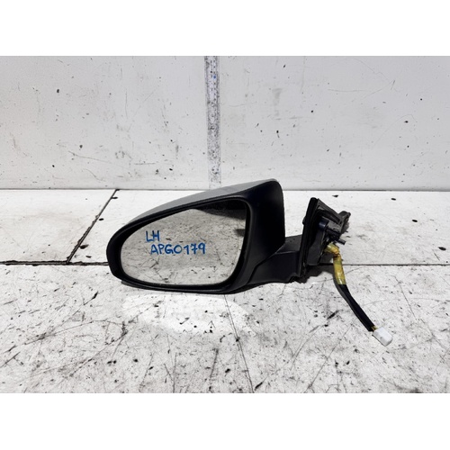 Toyota Camry Left Door Mirror ASV50 04/2015-10/2017