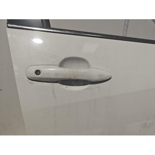 Toyota Yaris Right Front Outer Door Handle MXPA10 04/2020-2025