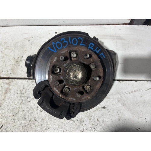 Toyota Hilux Right Front Hub Assembly RN90 10/1988-09/1997