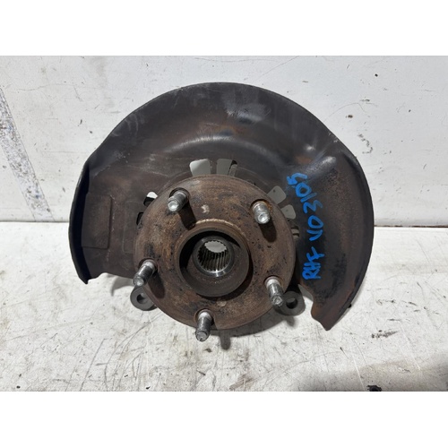 Toyota Rav4 Right Front Hub Assembly ACA21 07/2000-10/2005