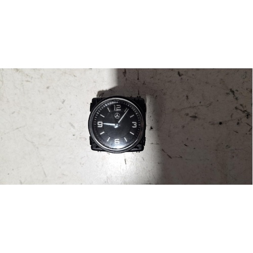 Mercedes C Class Clock W205 08/2014-07/2023