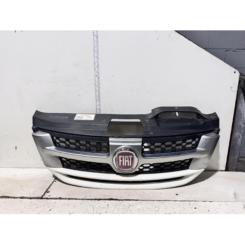 Fiat Freemont Grille JF 04/2013-01/2017