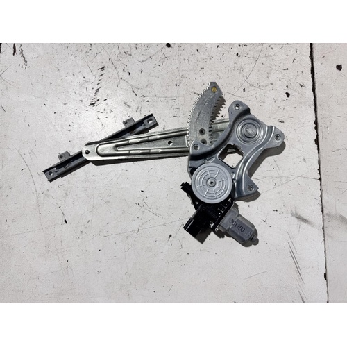 Mitsubishi Lancer Right Rear Door Window Regulator CJ 02/2011-10/2015