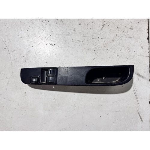 Mitsubishi Triton Power Window MASTER Switch MN 07/2006-04/2015