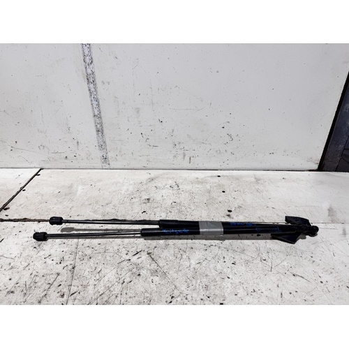 Mazda 3 Tailgate Struts BM 06/2013-05/2016