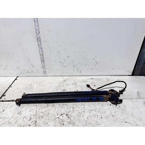 KIA Sportage Tailgate Struts QL 10/2015-08/2021