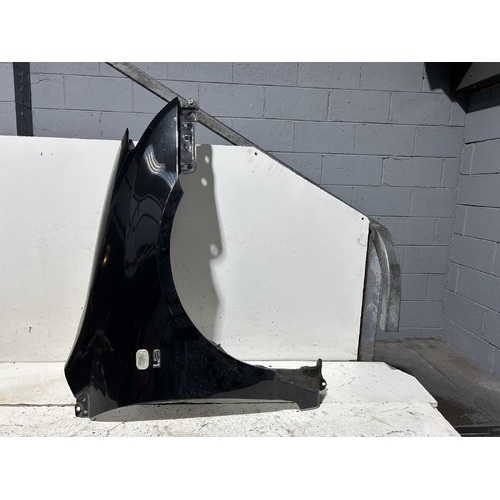 Toyota Corolla Right Guard ZZE122 04/2004-06/2007