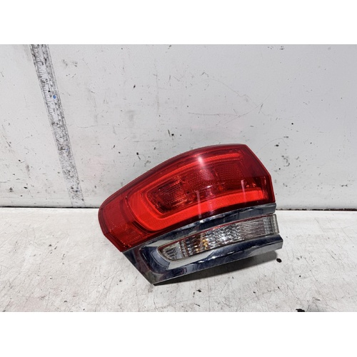 Jeep Grandcherokee Left Tail Light WK 04/2013-02/2022