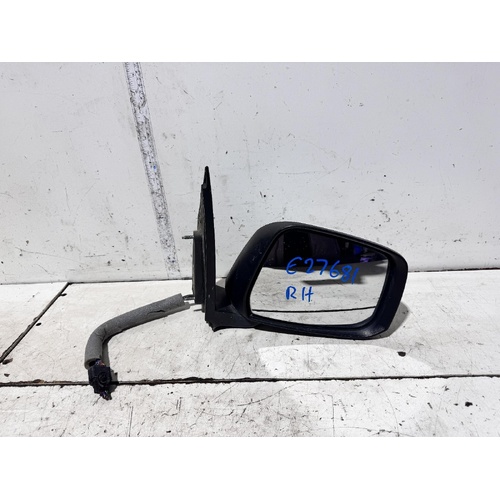 Nissan Navara Right Door Mirror D40 09/2005-08/2015