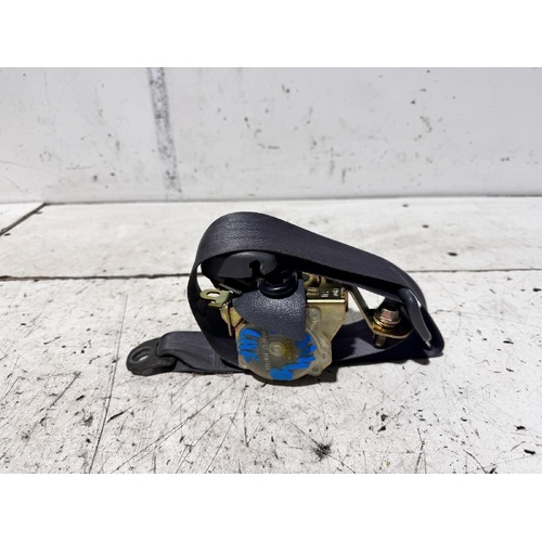 Toyota Hiace Left Front Seat Belt RZH113 11/1989-09/1998