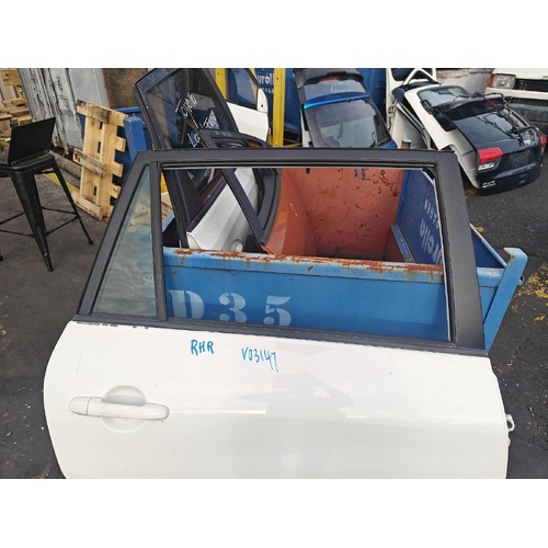 Toyota RAV4 Right Rear Door Glass ACA33 11/2005-12/2012