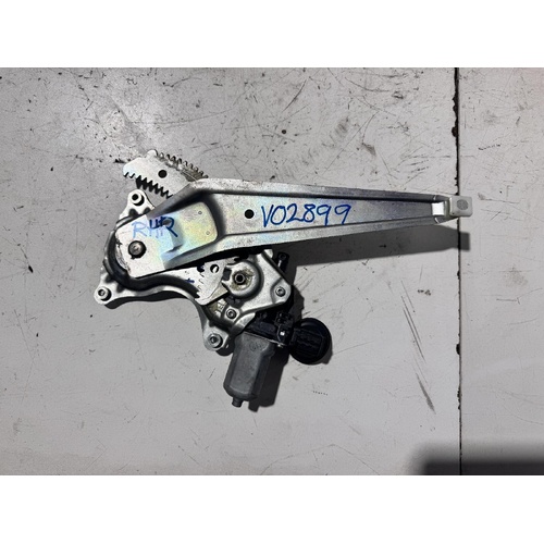 Toyota Corolla Right Rear Door Window Regulator ZRE172 12/2013-06/2019