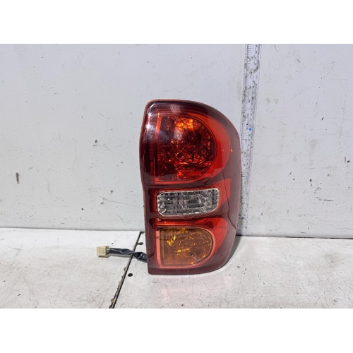 Toyota RAV4 Right Tail Light ACA23 07/2003-10/2005