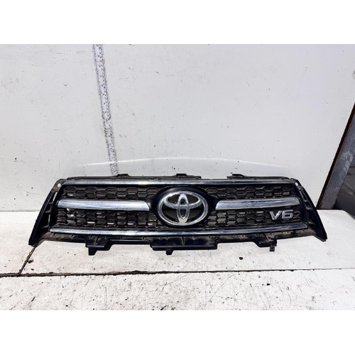 Toyota RAV4 Grille GSA33 10/2008-11/2012