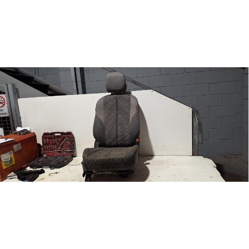Holden Colorado Right Front Seat RG 01/2012-12/2020