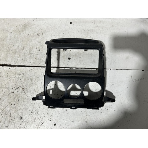 Toyota Prado Head Unit Fascia KDJ120 02/2003-10/2009