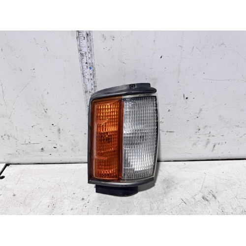 Toyota Hilux Right Corner Light LN65 10/1983-10/1988