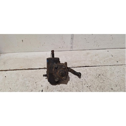 Toyota Hilux Steering Box LN65 10/1983-10/1988