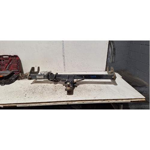 Toyota Hilux Towbar KUN26 03/2005-08/2015