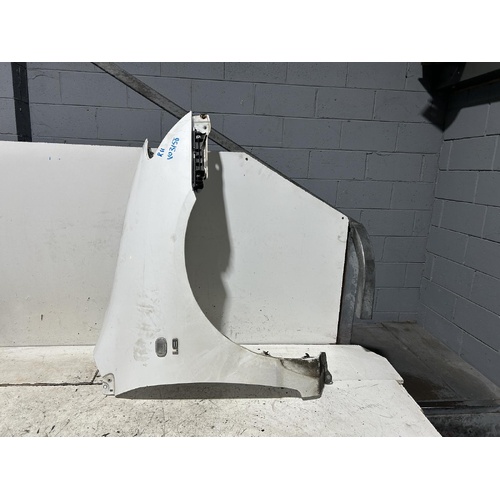 Toyota Corolla Right Guard ZZE122 04/2004-06/2007