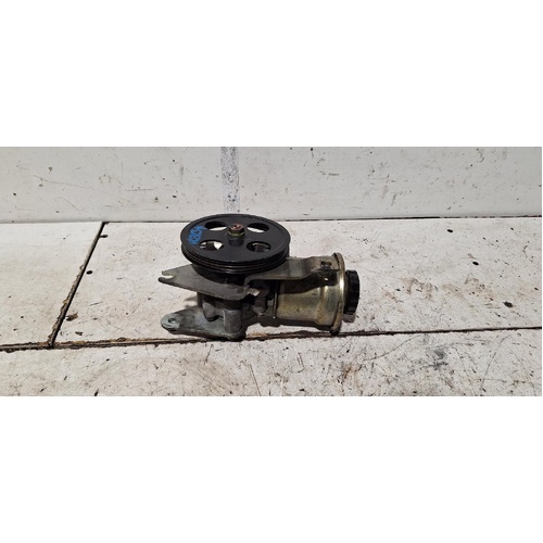 Toyota Corolla Steering Pump ZZE122 12/2001-06/2007