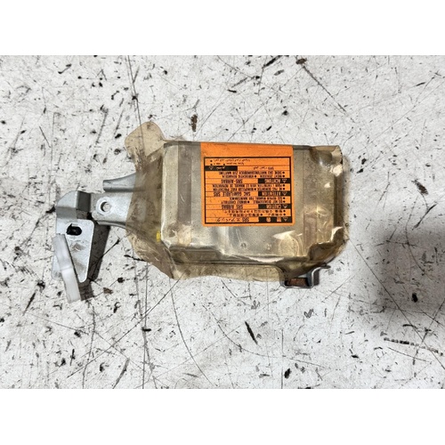 Toyota Corolla Dash Module AE112 10/1998-11/2001
