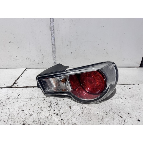 Toyota 86 Left Tail Light ZN6 04/2012-09/2016