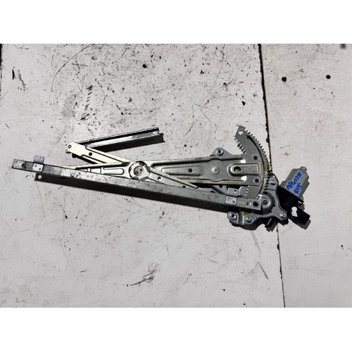 Mitsubishi Lancer Right Front Door Window Regulator CJ 07/2007-12/2017
