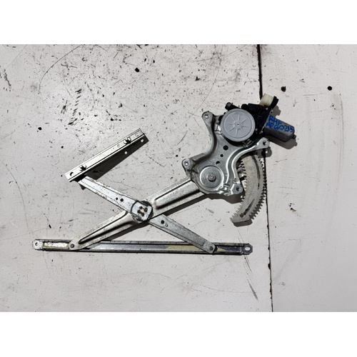 Mitsubishi Outlander Right Front Door Window Regulator ZJ 10/2012-07/2021