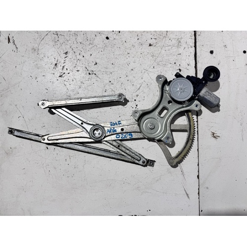 Toyota Hilux Right Front Door Window Regulator GGN15 03/2005-08/2015
