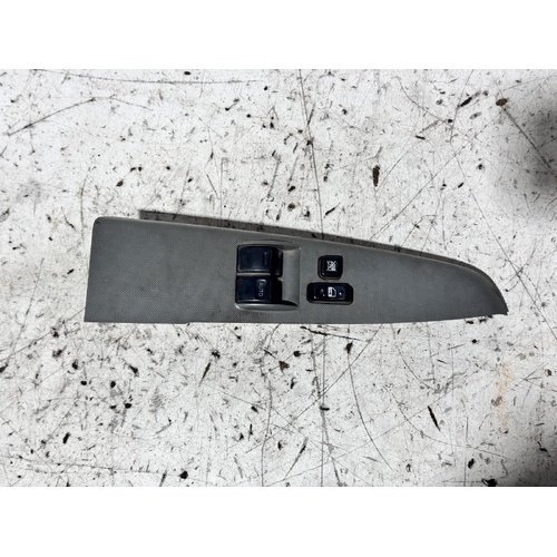 Toyota Hilux Power Window MASTER Switch GGN15 03/2005-06/2011