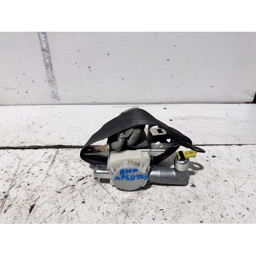 Toyota Hiace Right Front Seat Belt TRH201 01/2005-01/2014