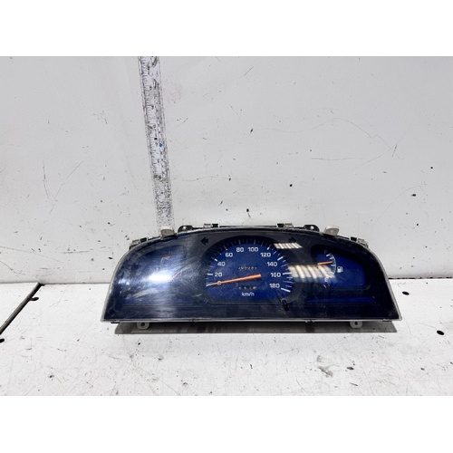Toyota Hilux Instrument Cluster RZN149 09/1997-03/2005