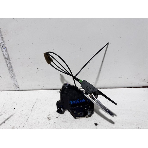 Toyota Camry Right Front Door Lock Mechanism ACV40 06/2006-11/2011