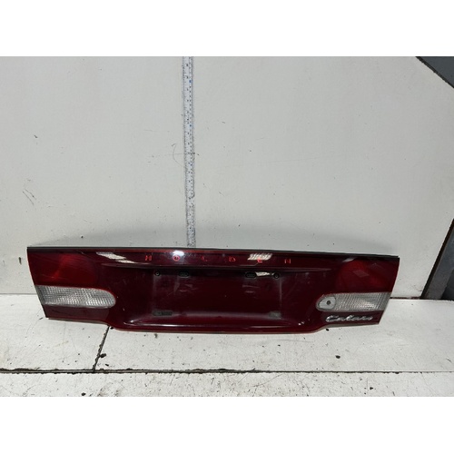 Holden Commodore Calais Garnish Bootlid VT 09/1997-10/2000