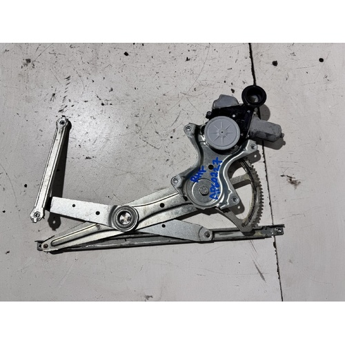 Toyota Kluger Right Front Door Window Regulator GSU45 08/2007-02/2014
