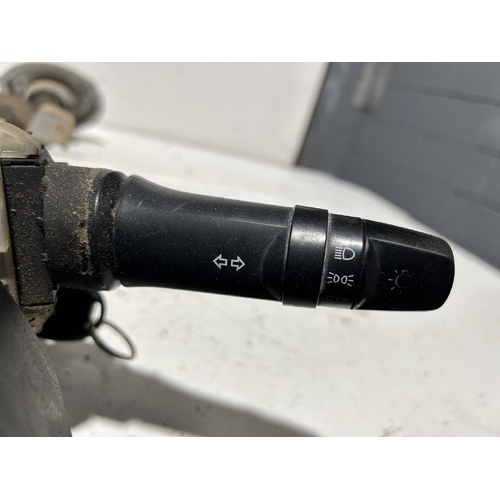 Mitsubishi Triton Flasher Switch MN 07/2006-04/2015